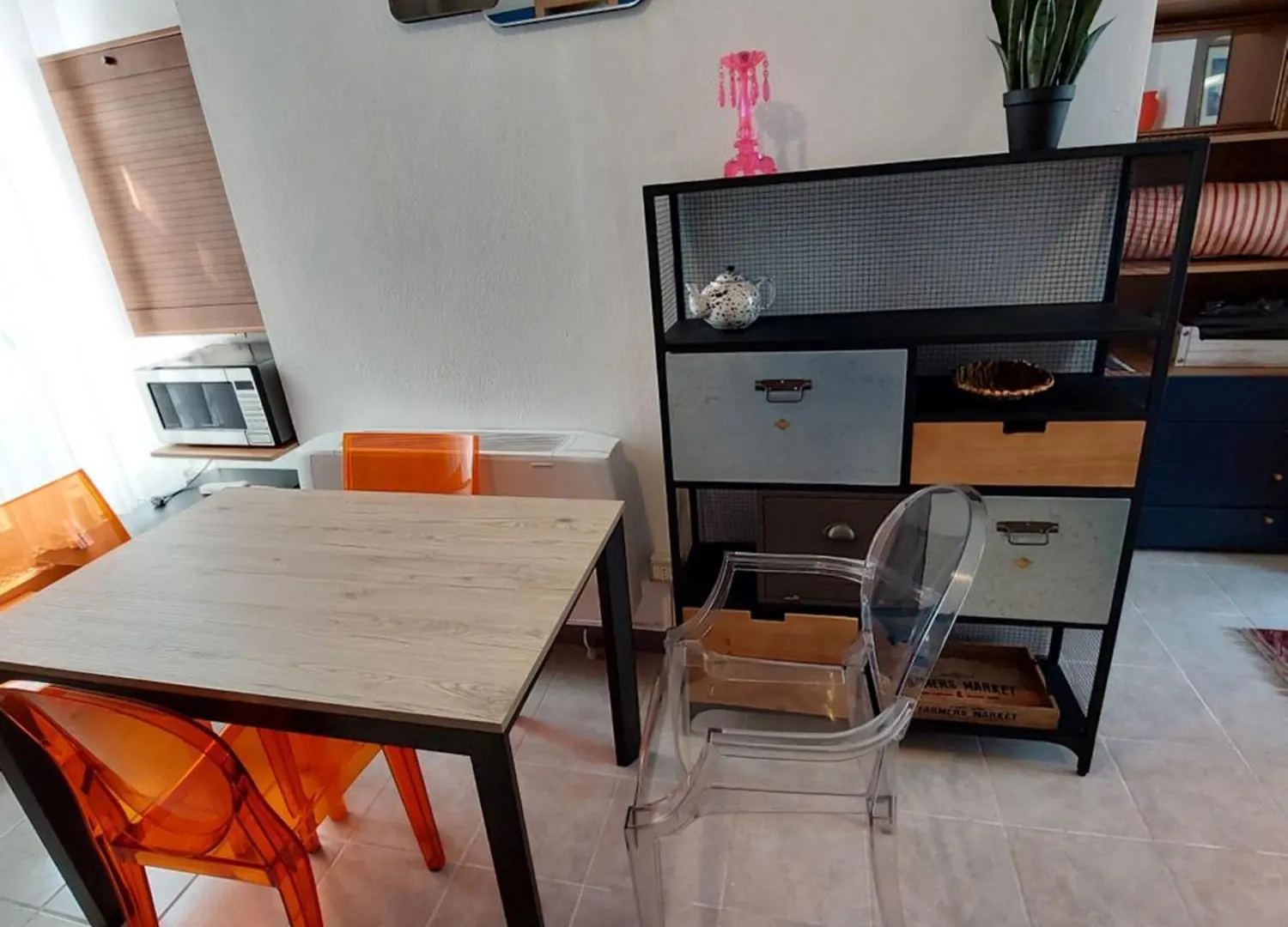 Studio 1 Milano Navigli Italy